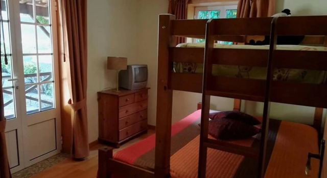 House With 2 Bedrooms in Vila Nova de Famalicão, With Wonderful Lake V, Забронировать Отель Отели Вила-Нова-ди-Фамаликан с парковкой, Парковка