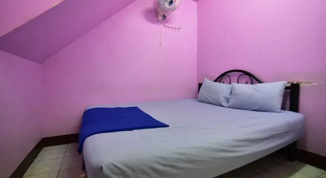 Khaosan Rainbow Hostel