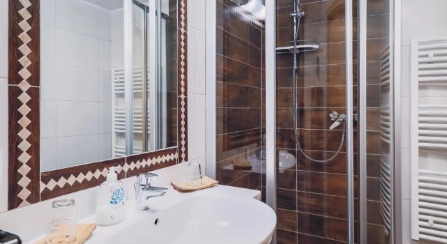 Семейный номер Standard с балконом Panorama Hotel Guggenbichl - inkl Sommerkarte, einmaliger Eintritt ins Tauern Spa & bester Ausblick über Kaprun