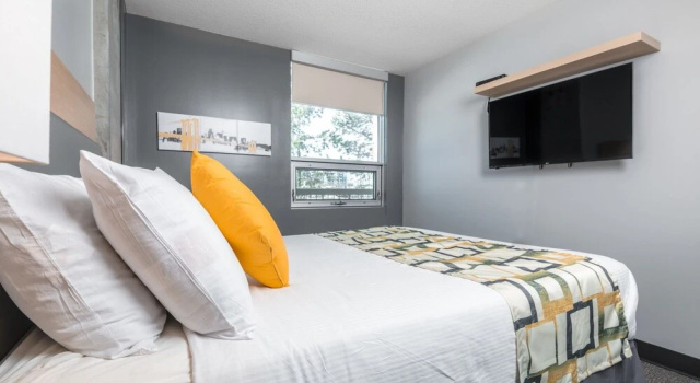 Люкс Deluxe с 2 комнатами MacEwan University Residence