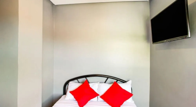 OYO 521 Bacaca Suites, Prenota Hotel Hotel a Mindanao con parcheggio, Parcheggio