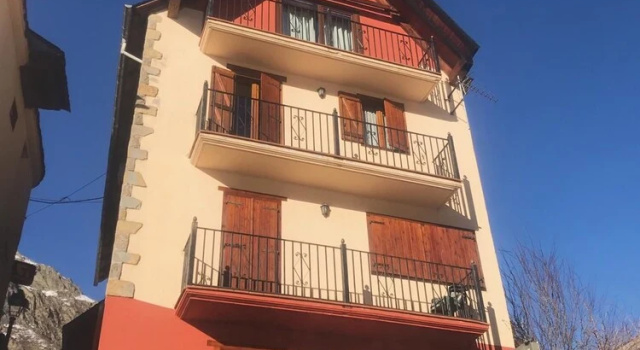 Apartamentos Salardu
