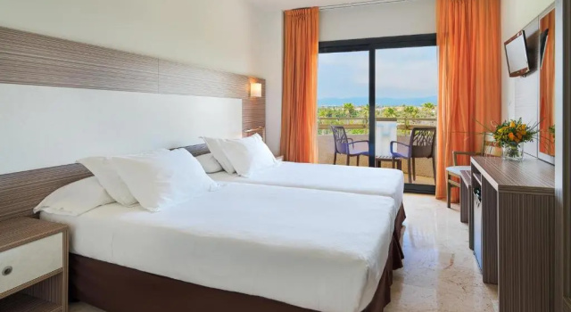 Двухместный номер H10 Cambrils Playa