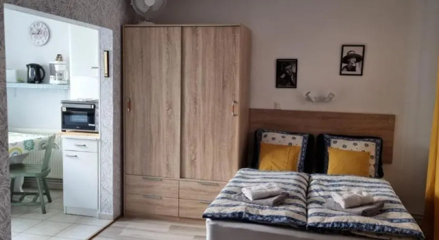 1 rue des romains studio meublé clauss, Book Apartment Niederbronn-les-Bains 