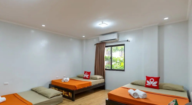 ZEN Rooms Vigan Tourist Inn, Забронировать Отель Виган 