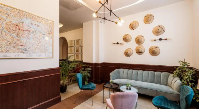 Hotel Lothus, Забронировать Отель Старе Място 
