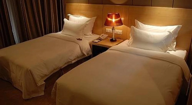 Titan Times, Boek Hotel Hotels in Shaanxi met parkeren, Parkeren