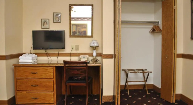 Четырёхместный номер Standard Hotel Millersburg