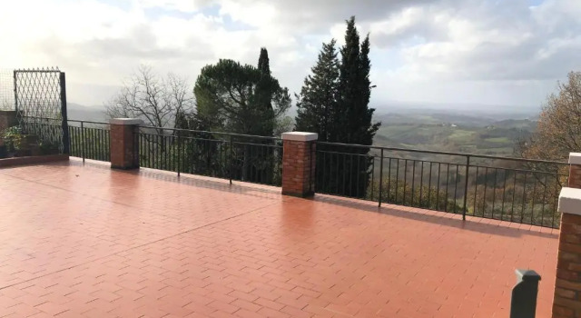 Appartamento con vista sulle colline Toscane, Забронировать Апартаменты/квартира Монтеспертоли 