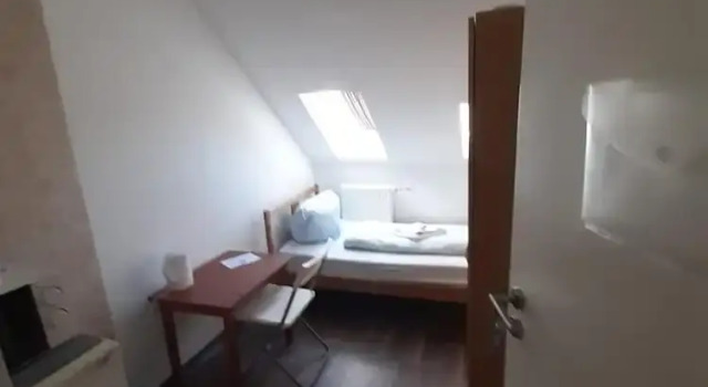 Одноместный номер Standard 2-Rent Group Hostel Rooms&Apartments EVE168