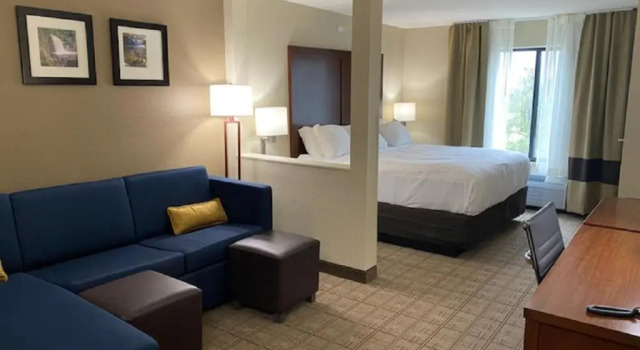 Люкс Comfort Inn & Suites North Mankato
