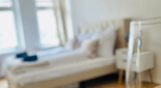 Stilvolles Apartment in zentraler Lage - Netflix, Queensize-Bett, Altbaustil, Küche und ÖPNV-Anbindung, Prenota Appartamento Erfurt 