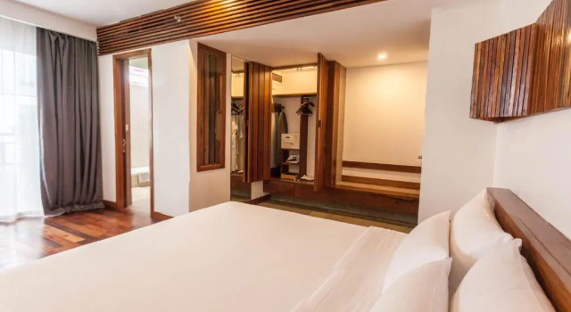 Двухместный номер Deluxe с видом на бассейн Somadevi Residence