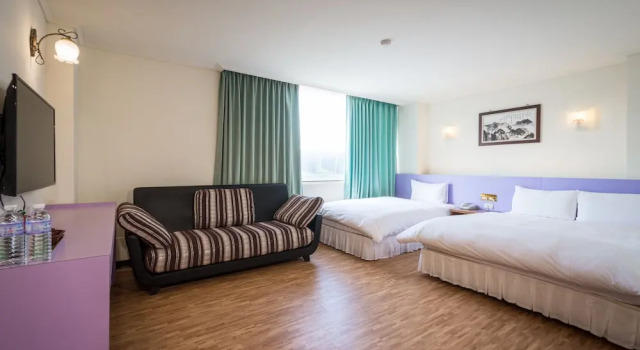 Standardowy trzyosobowy pokój Apple Hotel