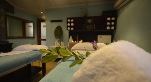 Whalesong Hotel & Spa, Забронировать Курортный отель Отели Плеттенберг-Бей с завтраком, рядом с Plettenberg Bay Global Village, Завтраки
