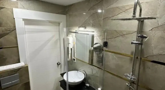 Четырёхместный номер Standard Gaziantep Taşhan Hotel
