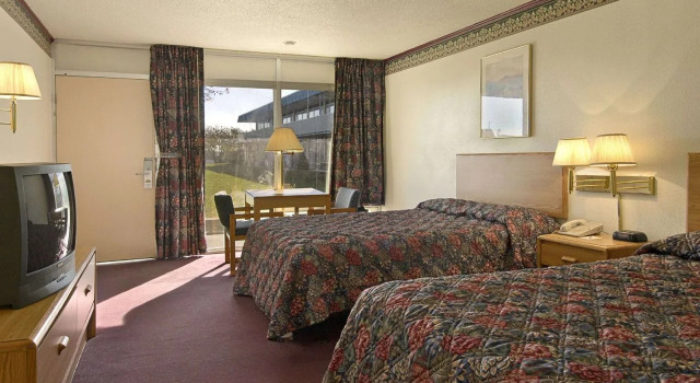 Budget Host Inn, Prenota Hotel Lebanon Missouri