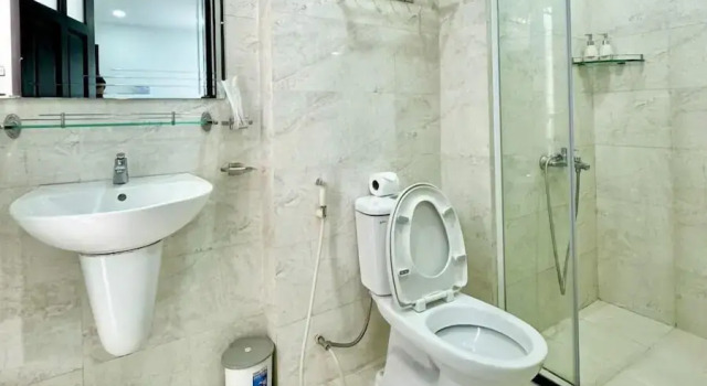 Апартаменты Standard Tan Son Nhat Airport Apartment by SABAY