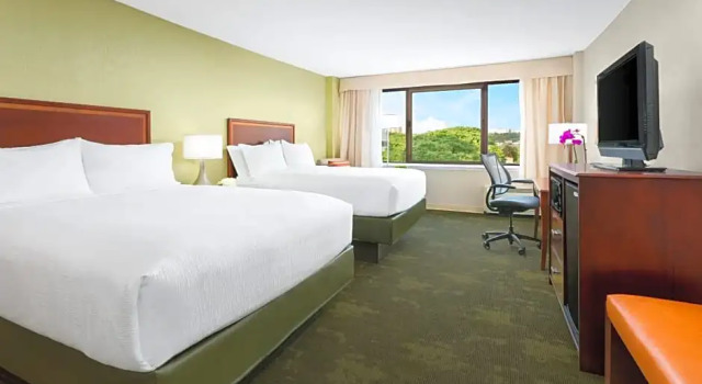 Четырёхместный номер Executive Holiday Inn Secaucus Meadowlands