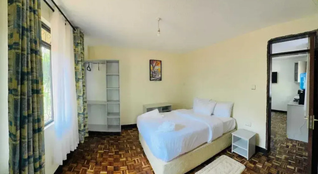 Lux Suites Hostpoa Airbnb's Eldoret, Prenota Appartamento Hotel a Uasin Gishu con parcheggio, Parcheggio