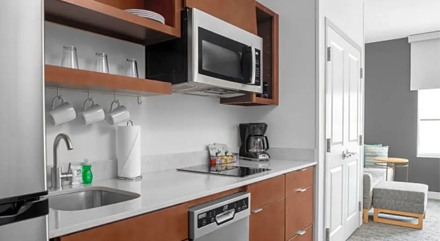 Люкс с 2 комнатами с видом на город TownePlace Suites by Marriott Tampa Clearwater
