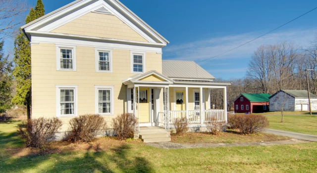 < 4 Mi to Cooperstown: Charming Historic Home!, Buchen Sie Ferienhaus Cooperstown New York State