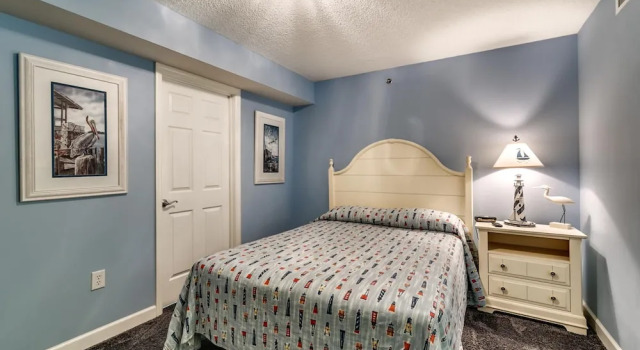 Blue Water Keyes by Condo-World