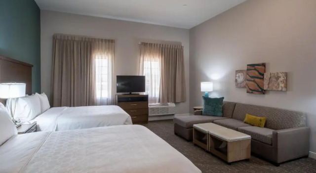 Четырёхместный люкс Staybridge Suites Houston East - Baytown by IHG