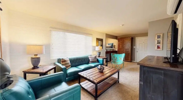 Purple Sage Flats #8 1 Bedroom Apts, Book Hotel Moab Arches National Park