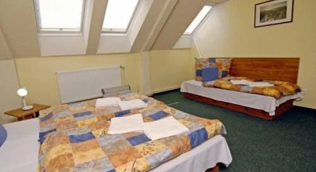 Hotel Monika