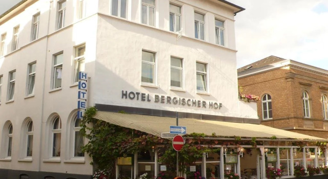 Storyhotel Bergischer Hof Königswinter, Réserver Hôtel Königswinter Siebengebirge, près de Château de Drachenburg
