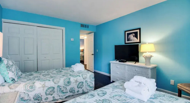 2258 Heritage Villas at The Sea Pines Resort, Забронировать Курортный отель Отели Хилтон-Хед-Айленд с парковкой, рядом с Stan Smith Tennis Academy, Парковка