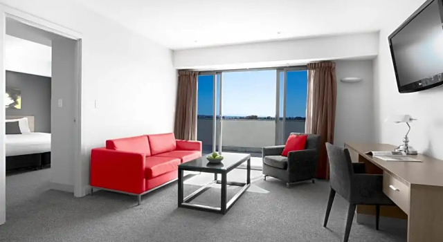 Люкс семейный коннект Mantra Melbourne Airport