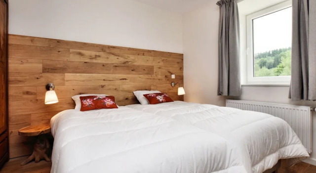 Combination of two Beautiful, Luxuriously Renovated Homes With En-suite Bathrooms, Забронировать Отель Отели Либен 3 звезды, 3*