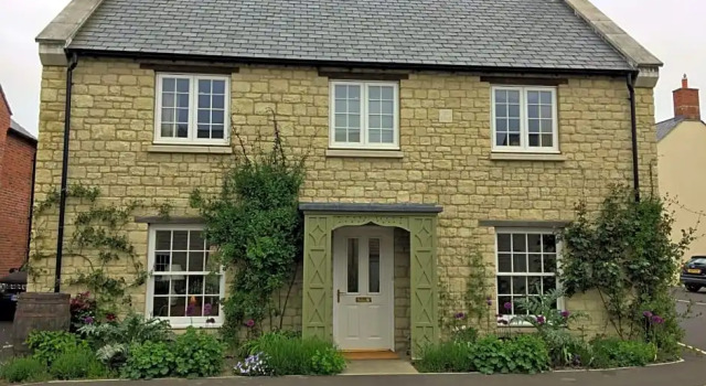 34 Grosvenor Drive, Prenota Hotel Tisbury Wiltshire