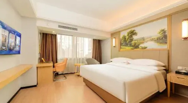 Люкс Superior Vienna International Hotel (Zhanjiang Poly Yudian Plaza Fisherman's Wharf Branch)