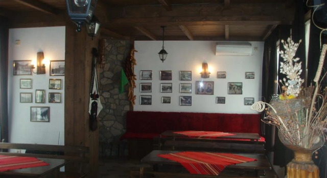 Mania Guest House, Buchen Sie Hotel Kalofer Oblast Plowdiw