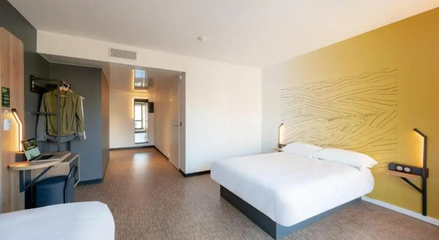 Трёхместный номер B&B HOTEL Toulon Centre Gare