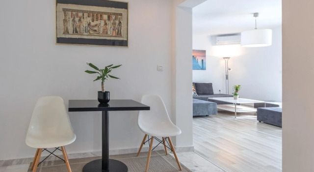 Amazing Home in Pula With Wifi and 4 Bedrooms, Rezerwuj Hotel Valbonasa Istria