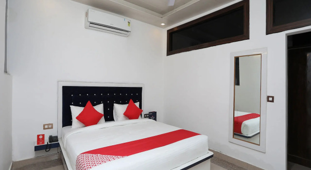 OYO Flagship 14945 Hotel UK-07, Rezervovat Hotel Rājpur Uttarakhand