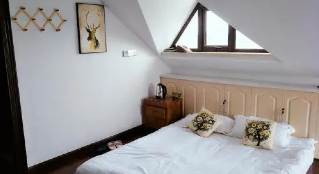 Huafu Youshe Homestay, Varaa Hotelli Zhoupu Shanghai