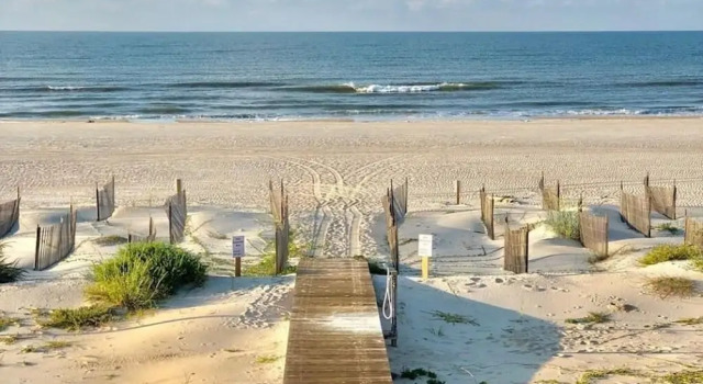 Коттедж Coastal Cove