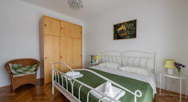 Stunning Home in Krnica With 5 Bedrooms, Wifi and Outdoor Swimming Pool, Book Hotel Krnica Istrien
