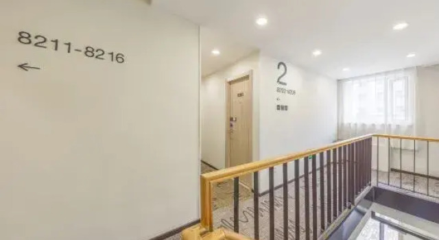 Hi Inn (Beijing West Railway Station North Square), Забронировать Отель Отели Пекина с парковкой, рядом с Военный музей китайской народной революции, Парковка