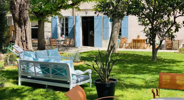 Апартаменты Maison du Midi, 2 Gîtes de charme