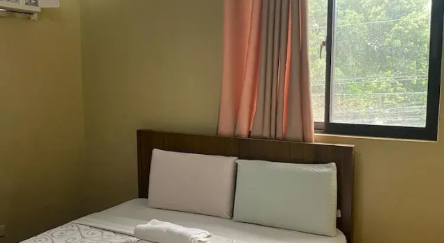 Номер Deluxe East Square Inn
