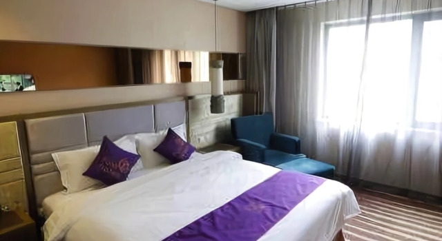 Boyue Hotel, Book Hotel Hotels in Liaoning with Parking, Parking