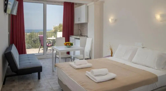 Студия Superior Bellino Apartments - Adults Only