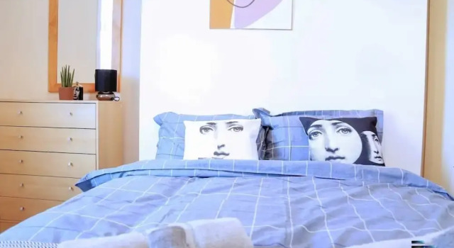 Коттедж Beautiful 5-bed House Roker Beach