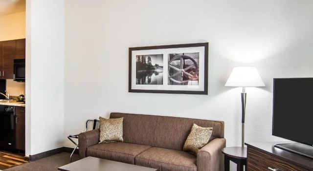 Четырёхместный номер Standard MainStay Suites Lufkin